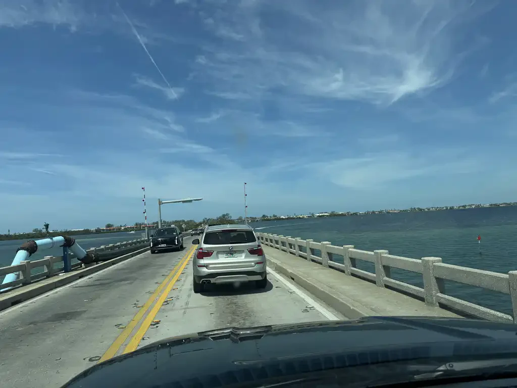 Limo Service Anna Maria Island