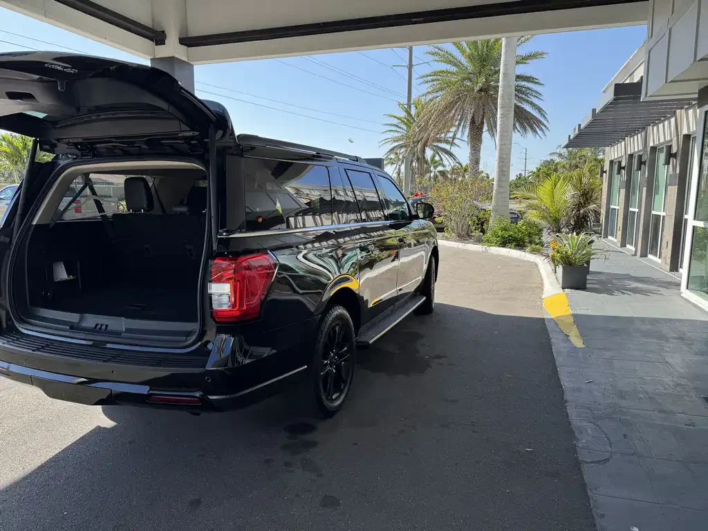 Limo Service Longboat Key