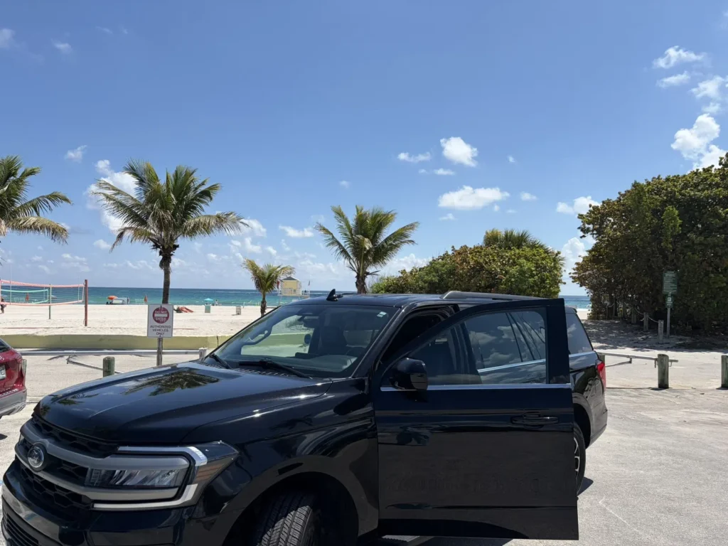 Premium Taxi service from Sarasota to Miami